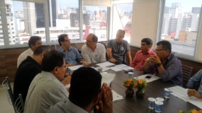 Centrais sindicais realizam reunião para debater impacto da nova Lei Trabalhista